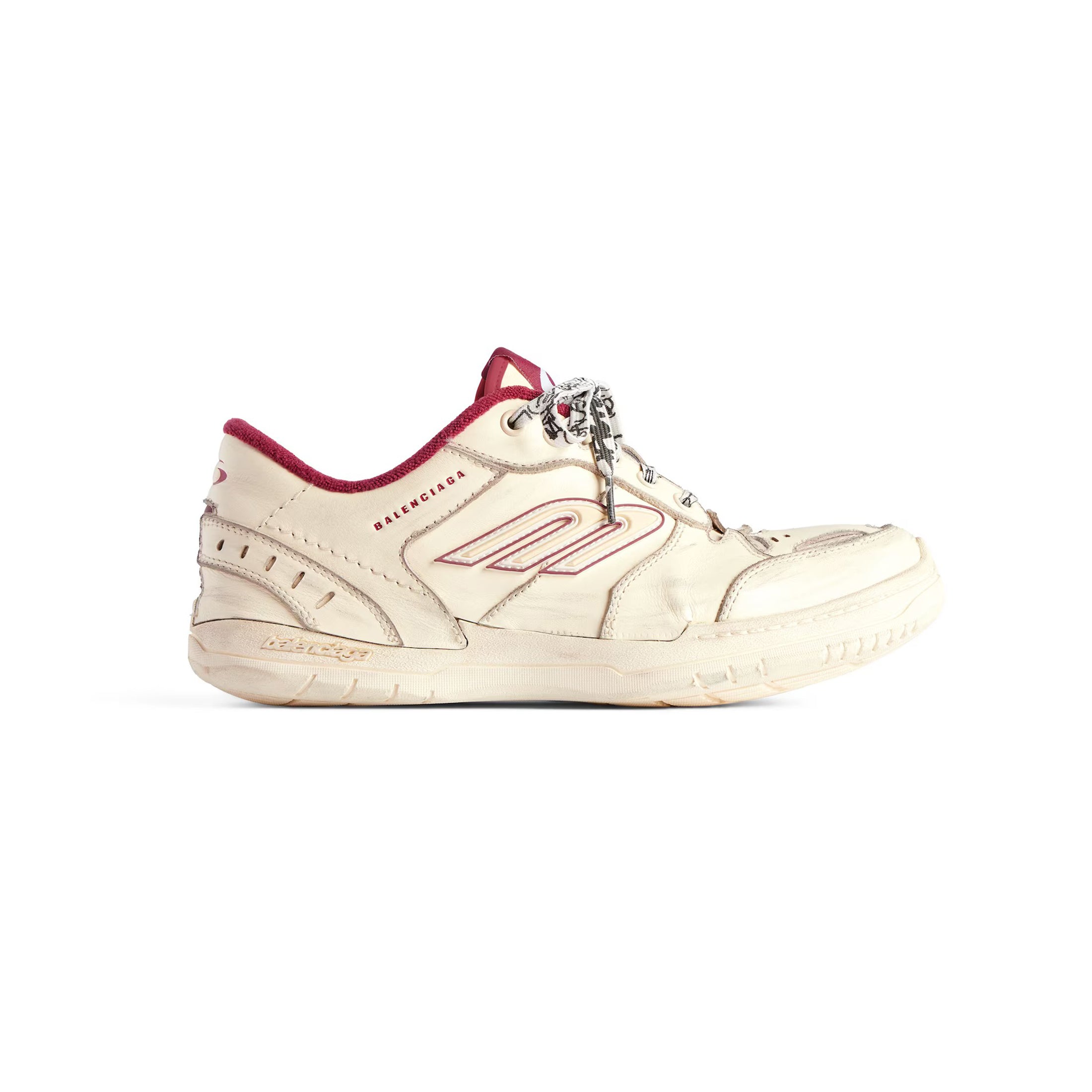 Men_s_Hamptons_Medium_Worn-out_Sneaker_in_Off_White_red