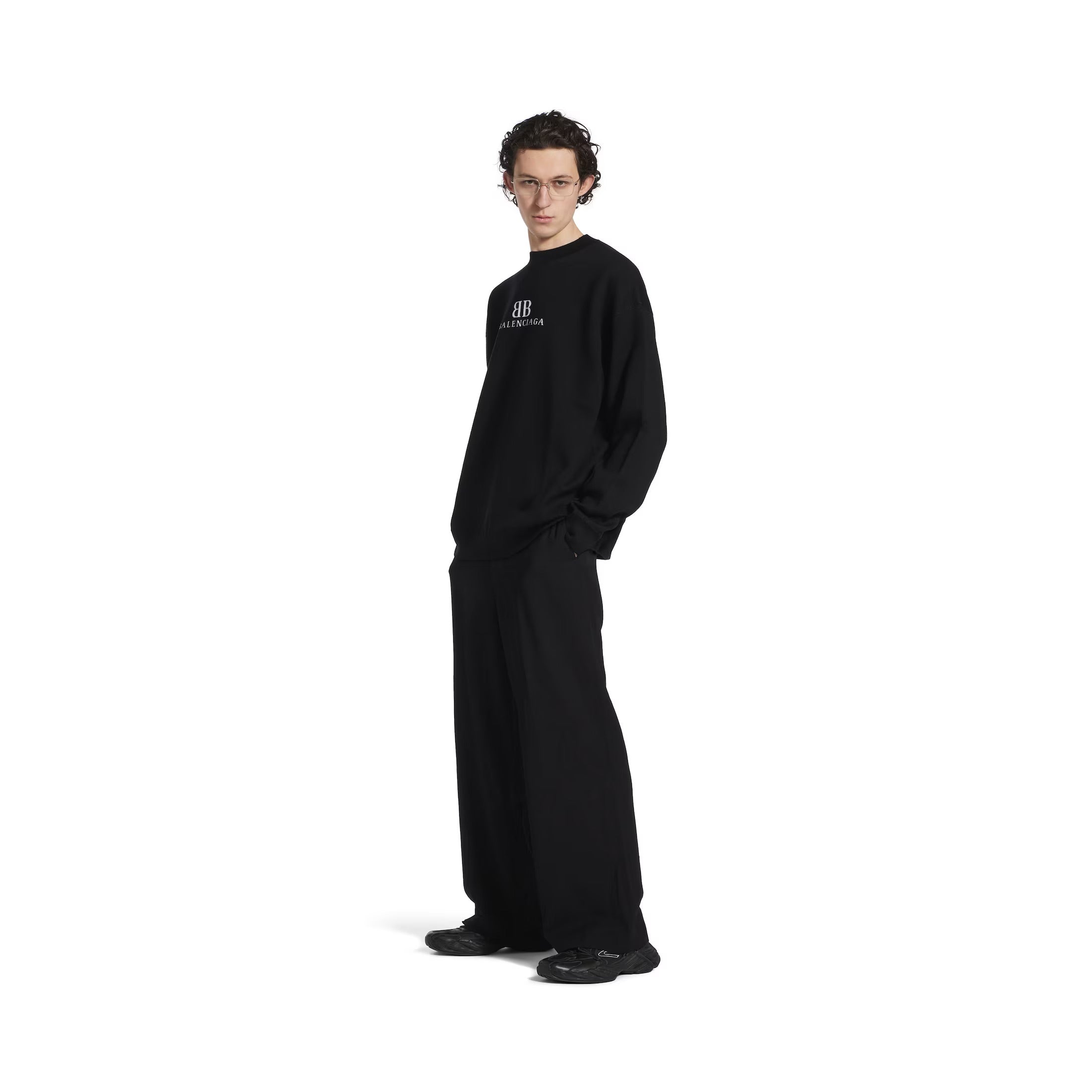 Crewneck Sweater in Black/white