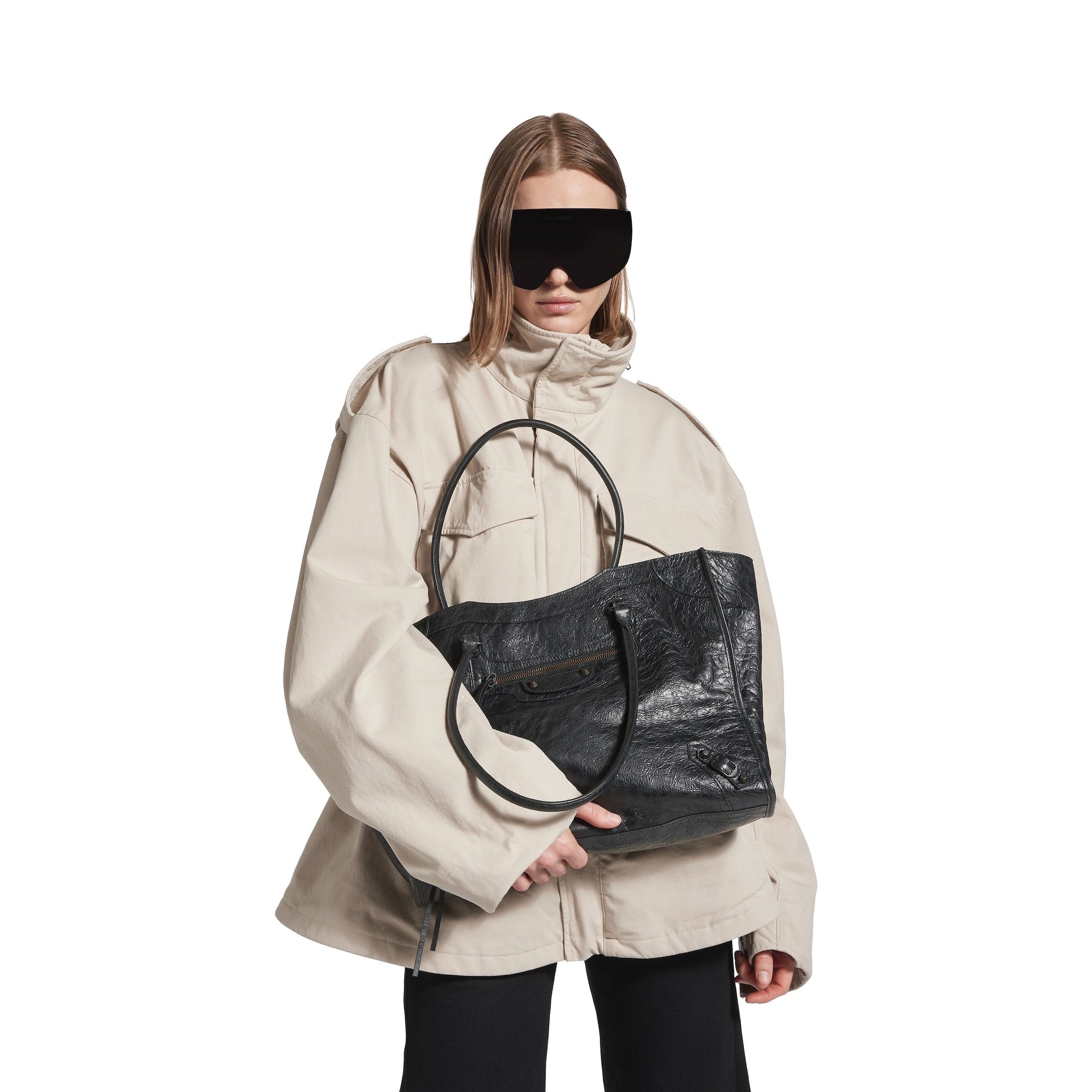 Women's Le City Tote Bag Medium in Black